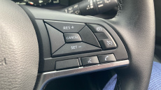 Nissan Juke 1.0 DiG-T N-Connecta 5dr Petrol Hatchback